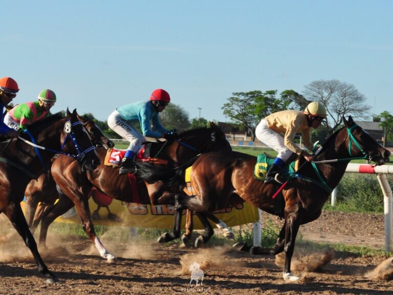 Trece carreras en el Camba Paso