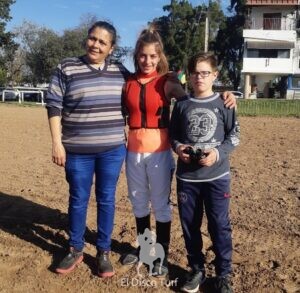 Graciela Calderón junto a Mariela Rivero.